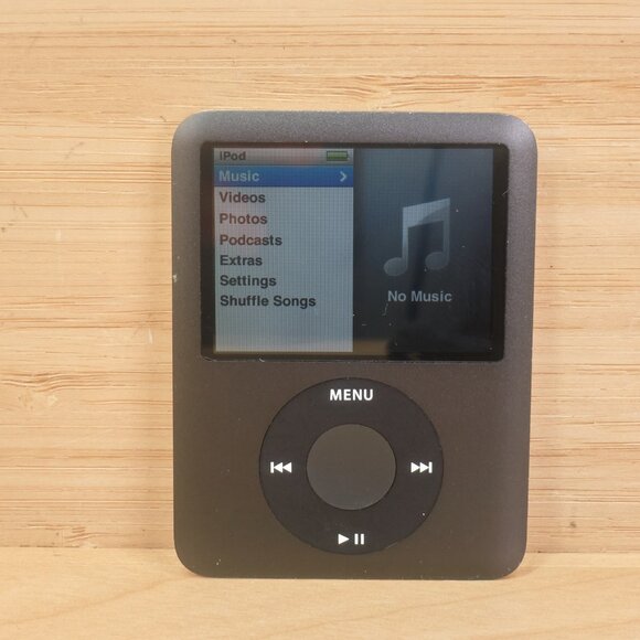 Apple iPod Nano 3rd Generation 8GB A1236 / Black / Tested Working - Picture 1 of 5